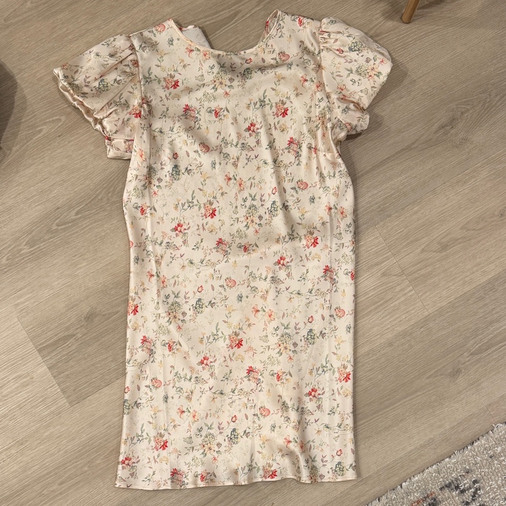 Doen Floral Cream Dress